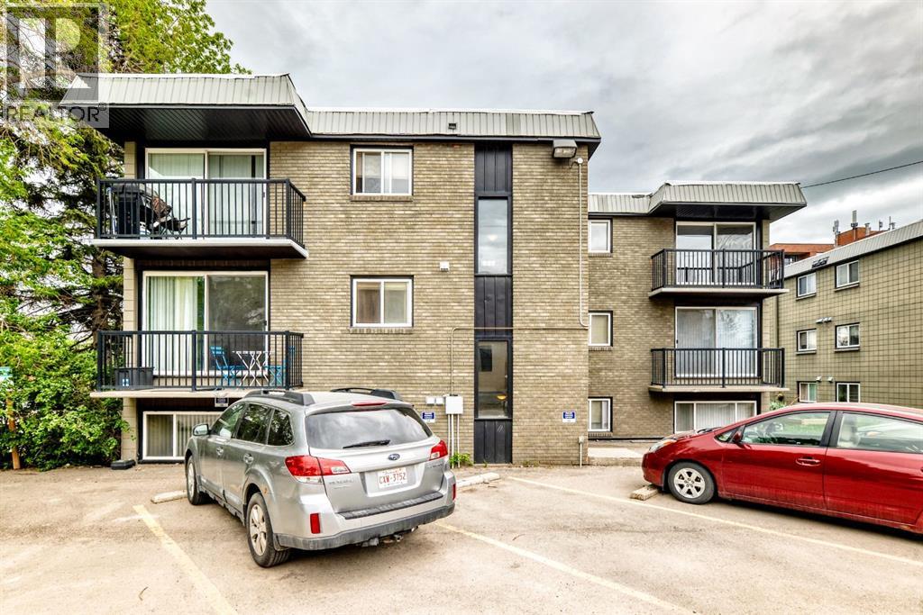 #4 2902 17 Avenue SW - 39