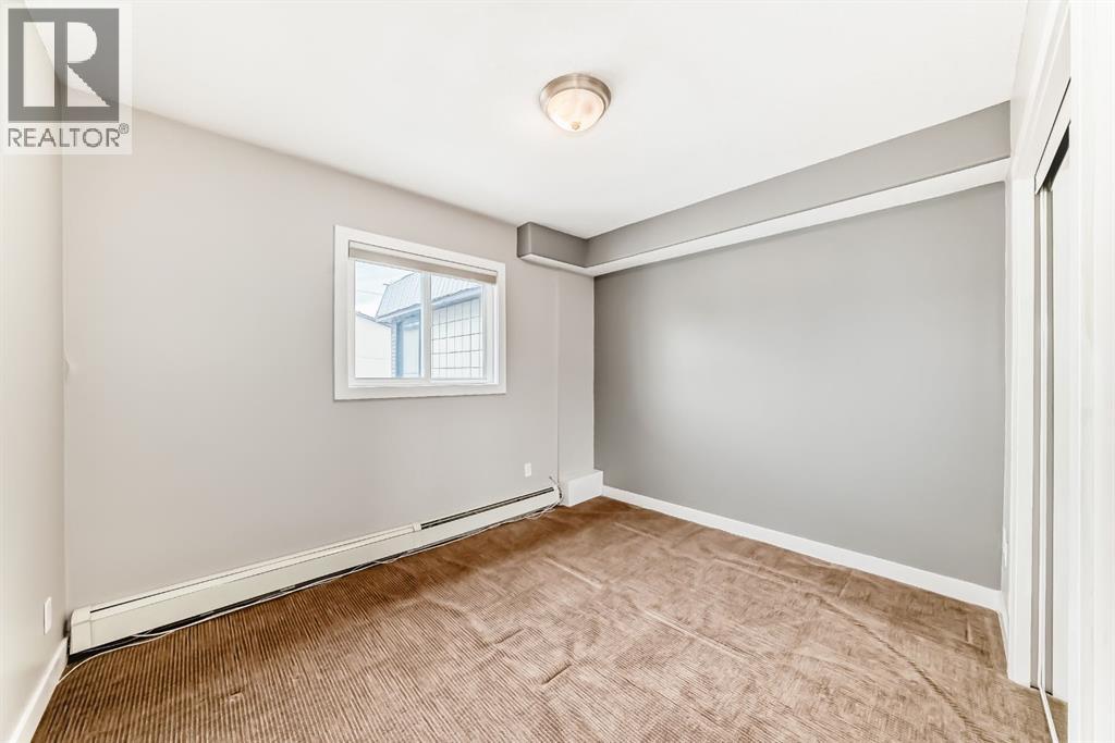 #4 2902 17 Avenue SW - 31