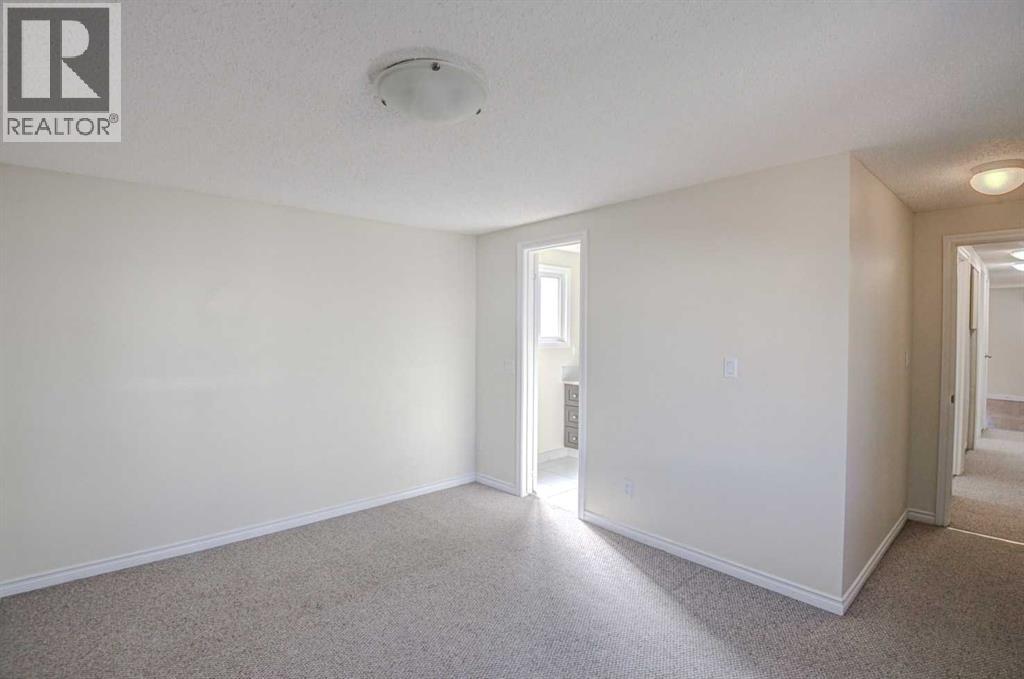 485, 3223 83 Street NW - 14
