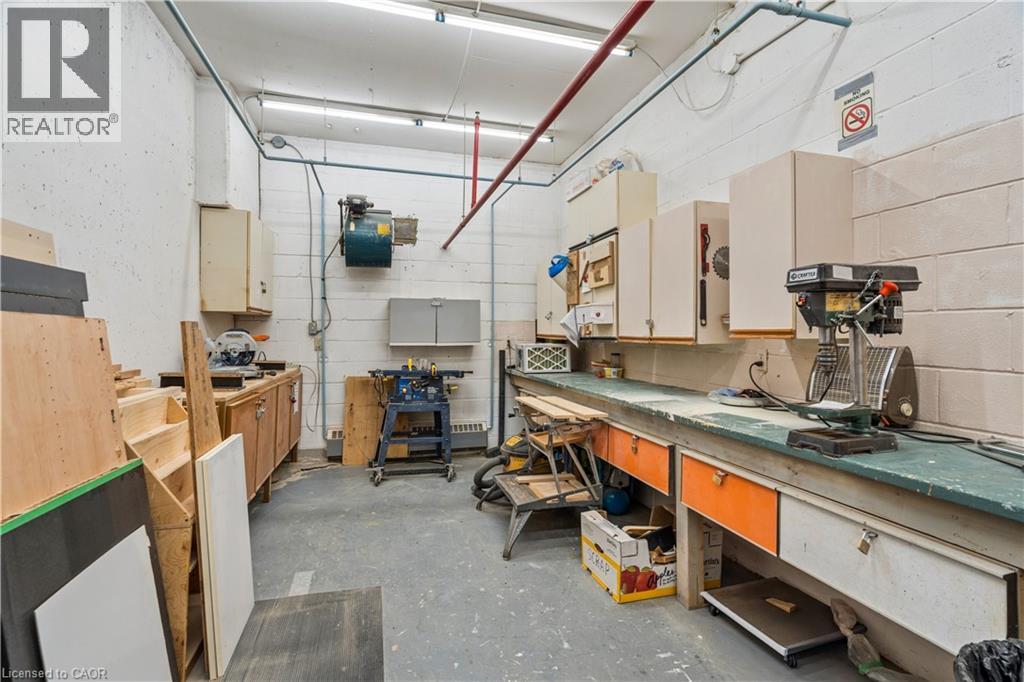 #503 880 DUNDAS Street W - 42