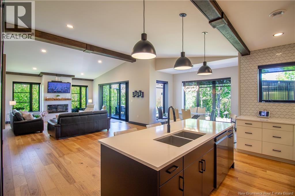 11 Robert Ross Boulevard - Image 15