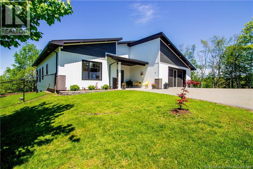11 Robert Ross Boulevard - Image 2