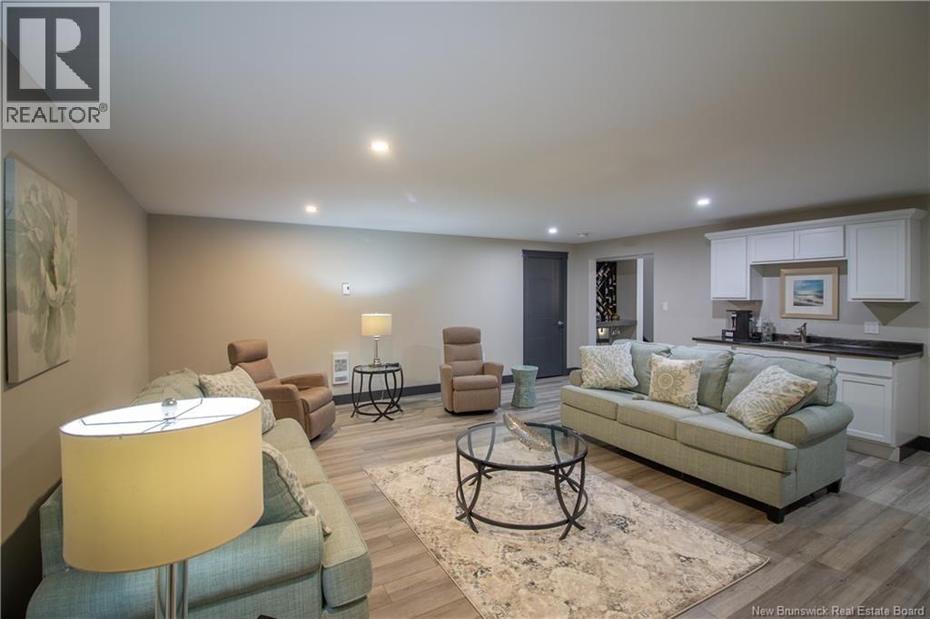 11 Robert Ross Boulevard - Image 31