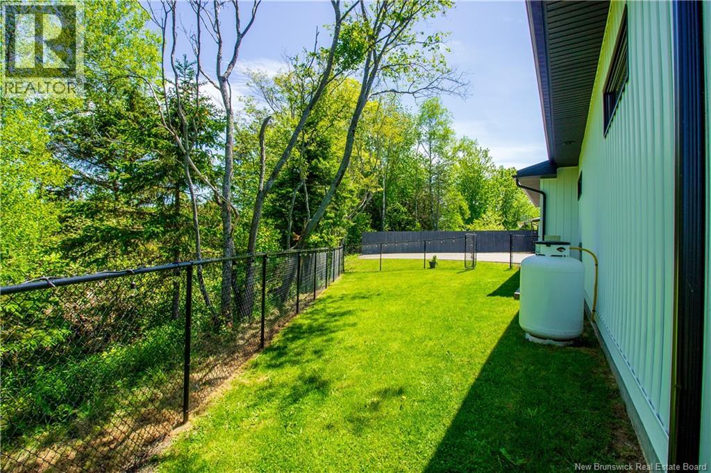 11 Robert Ross Boulevard - Image 43