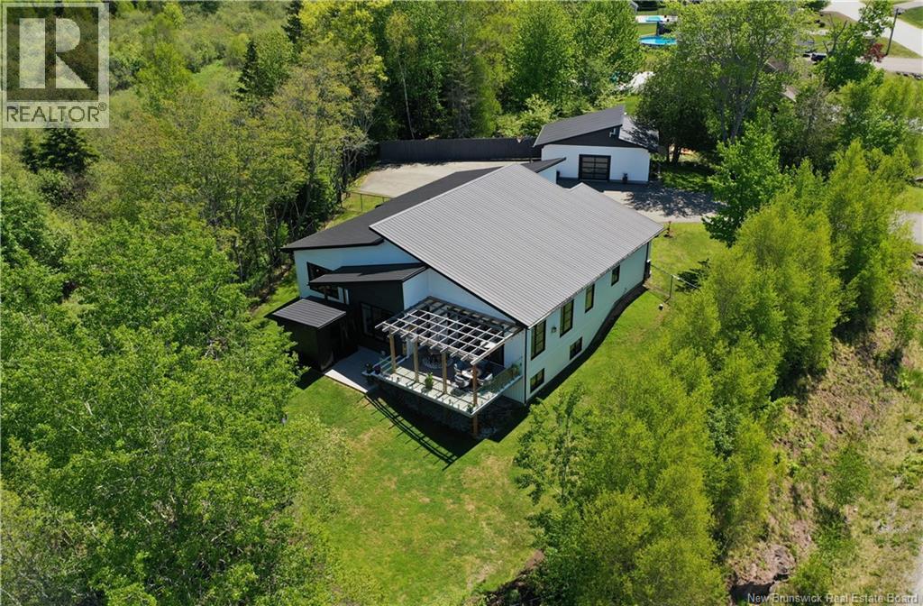 11 Robert Ross Boulevard - Image 48