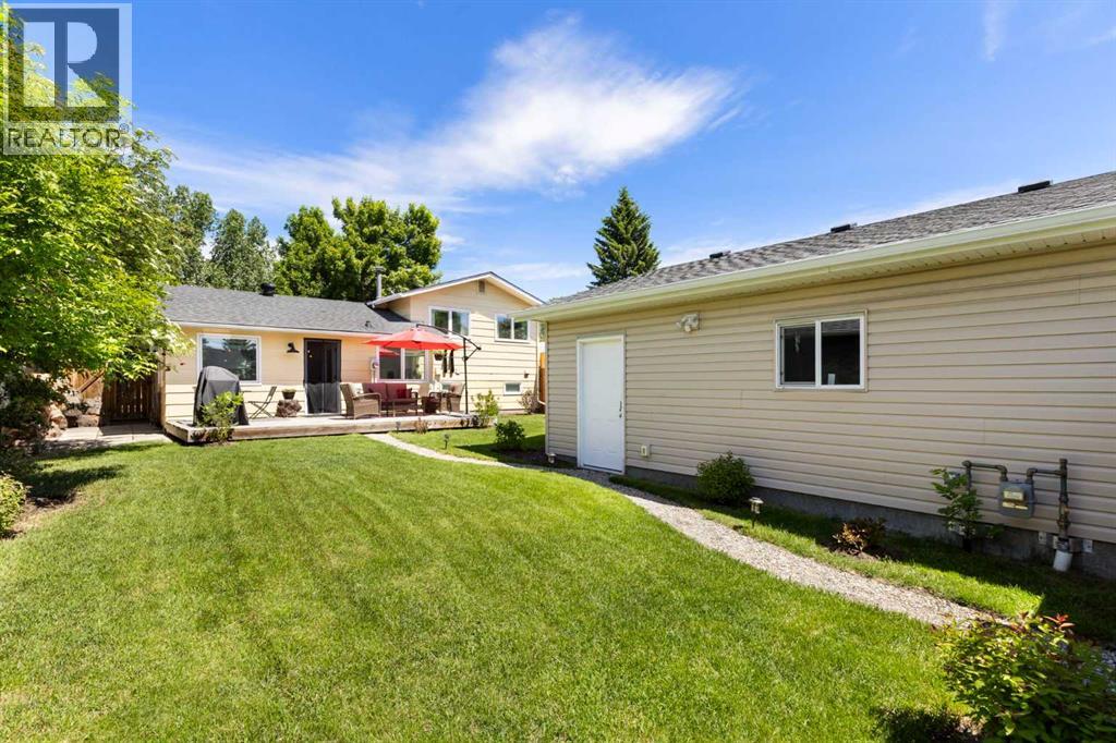 263 Midlawn Close SE - 42