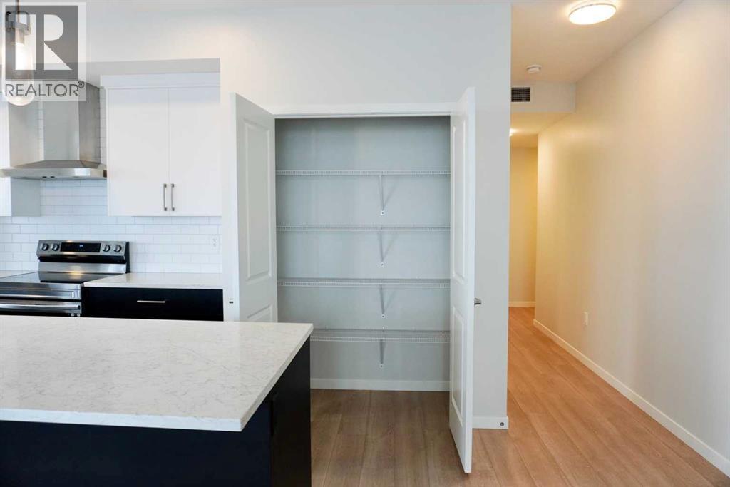 #404 80 Carrington Plaza NW - 21