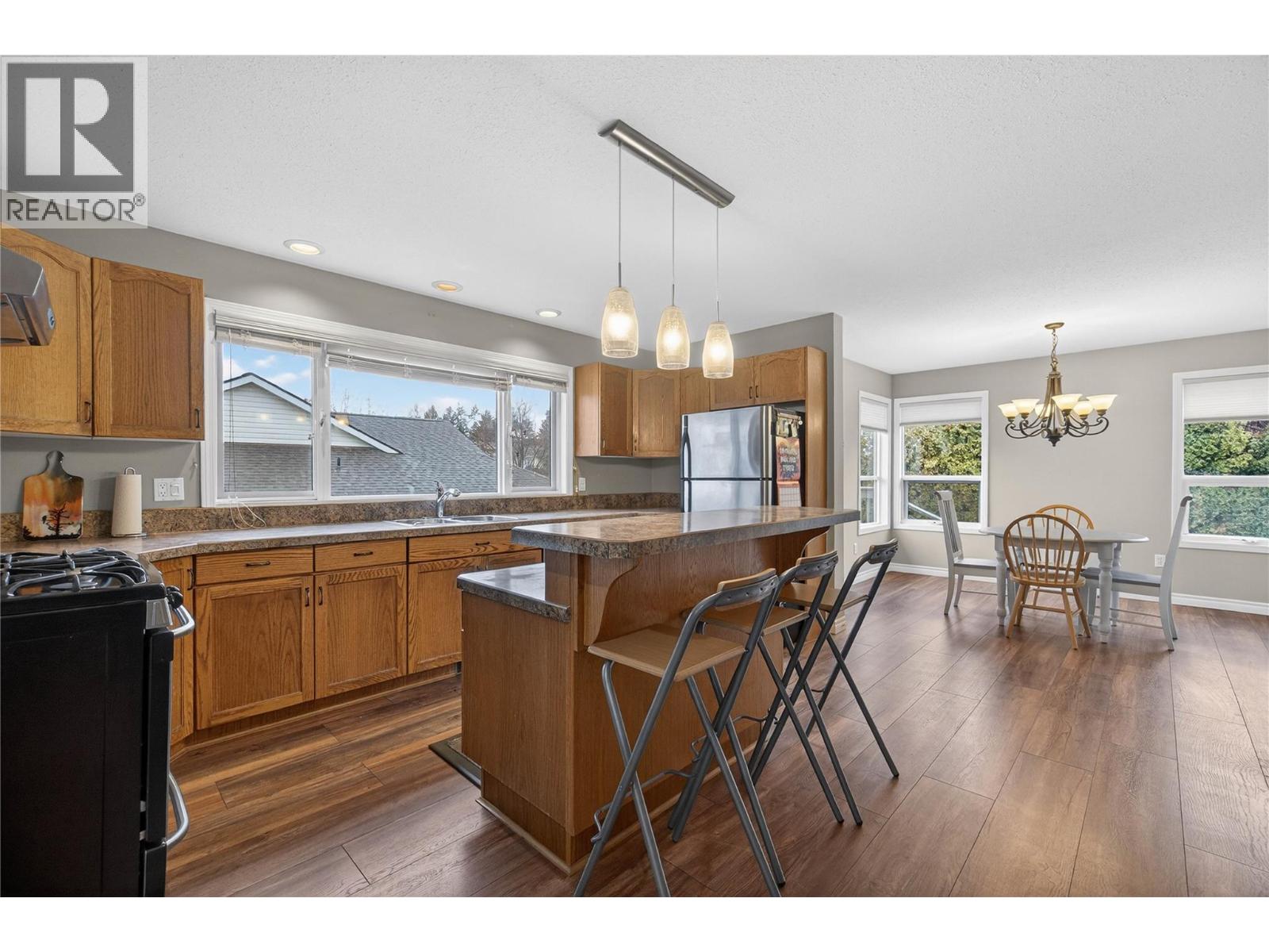 4851 13 Street NE - 5