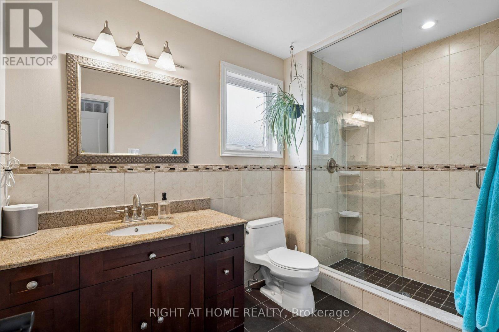 3525 BERTRAND ROAD - 36