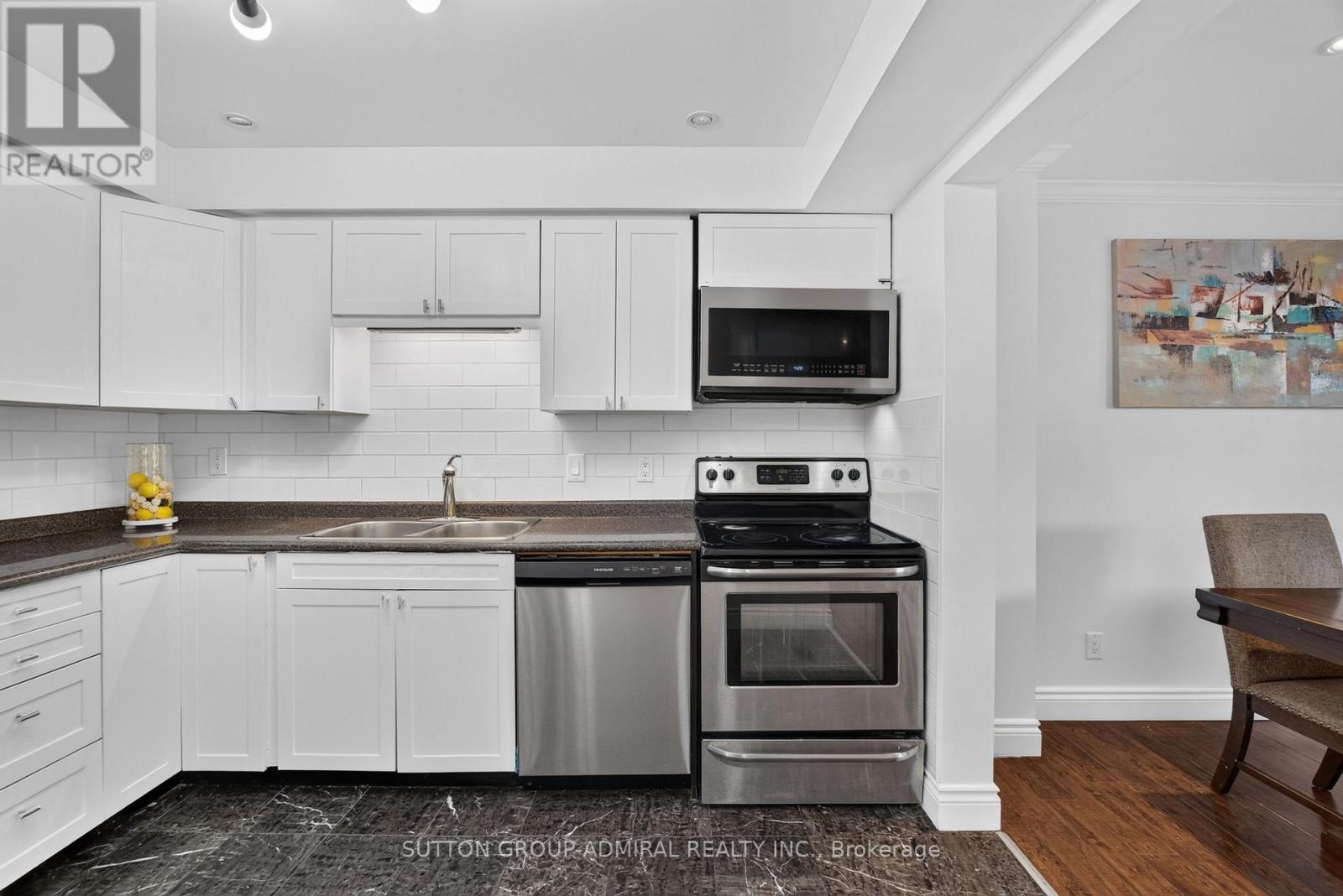 14 MULLIS CRESCENT - 11
