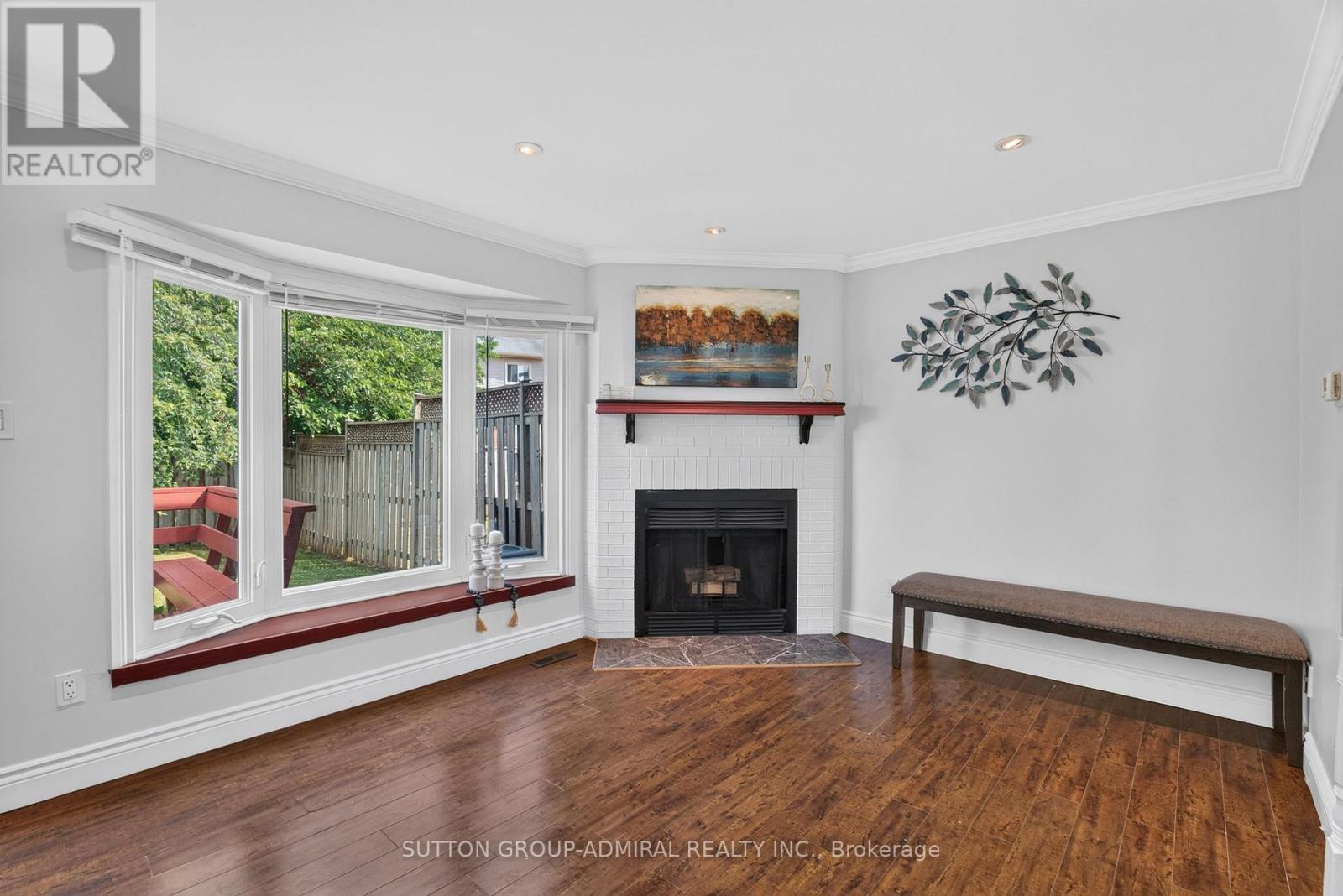 14 MULLIS CRESCENT - 16