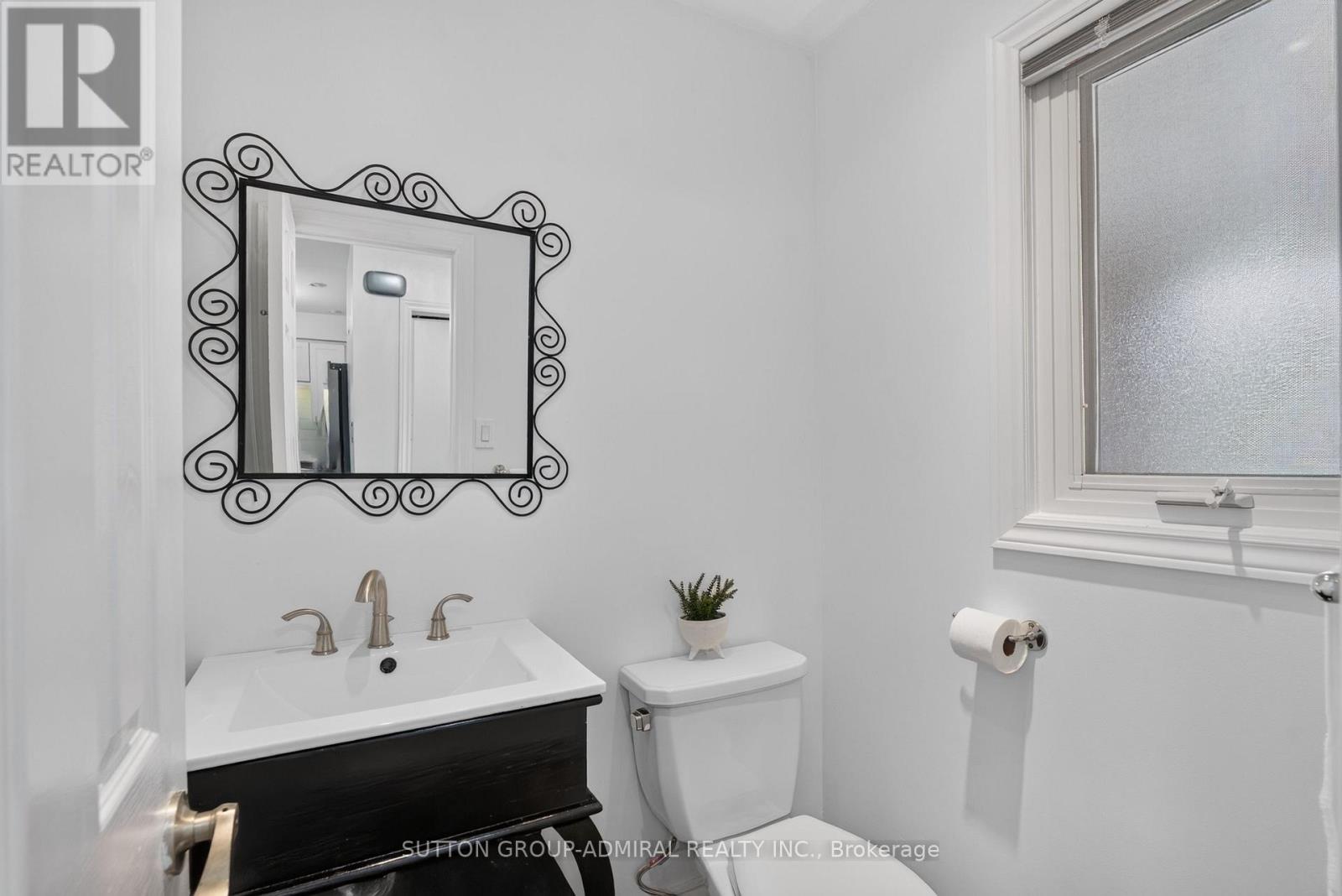 14 MULLIS CRESCENT - 19