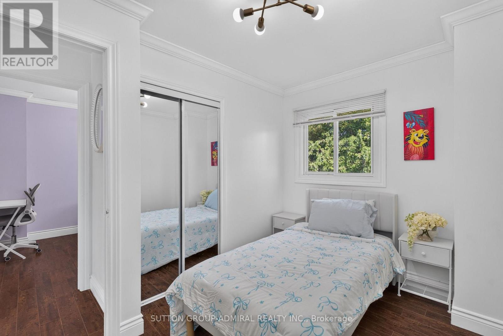 14 MULLIS CRESCENT - 26