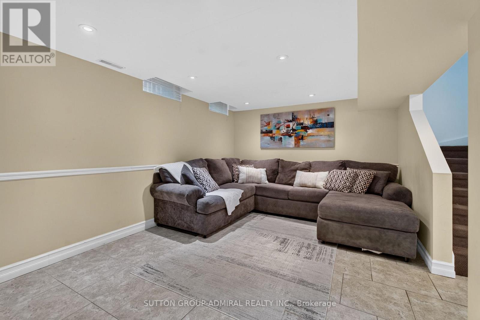 14 MULLIS CRESCENT - 30