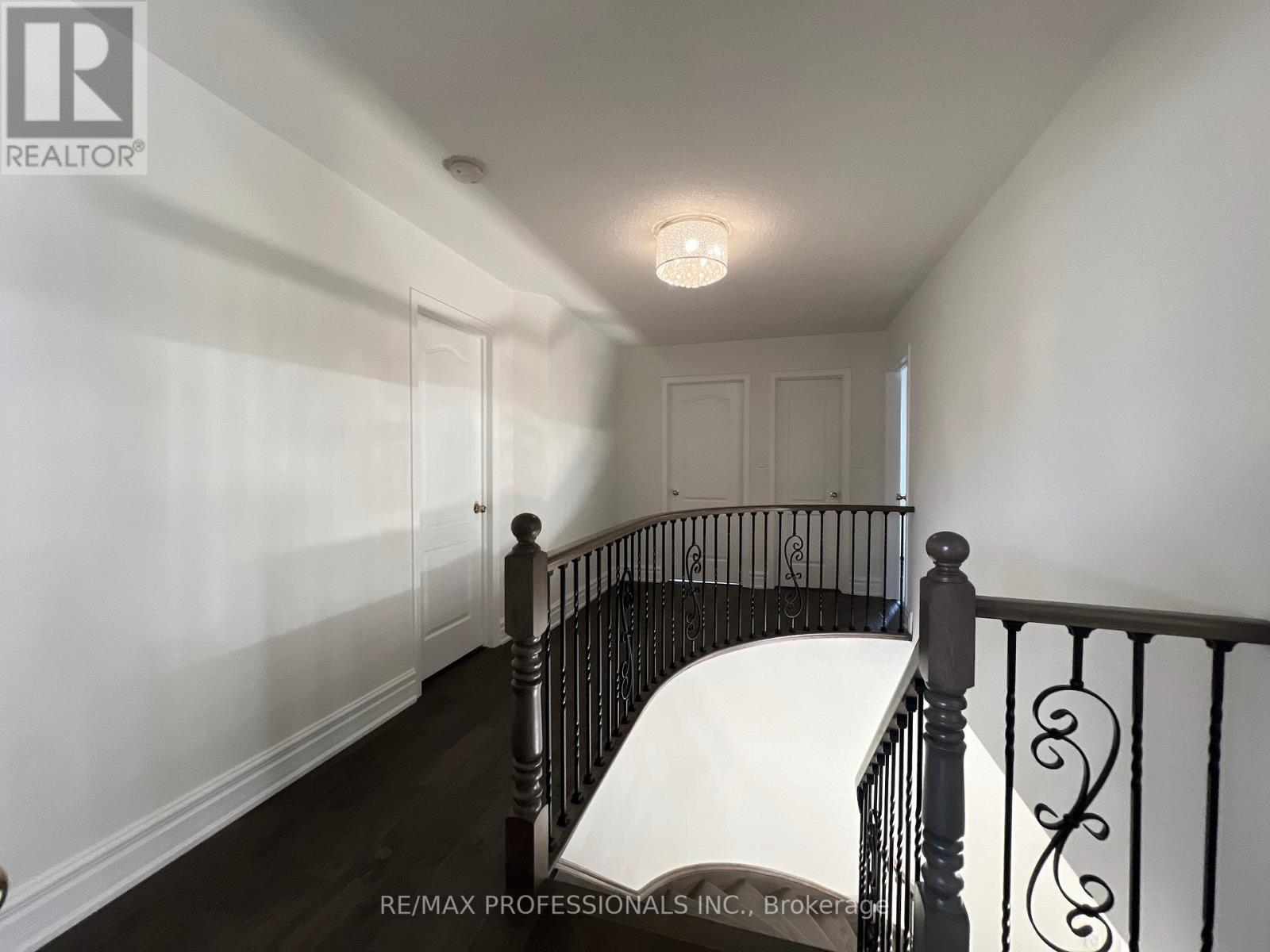 3895 HENRIETTA WAY - 23