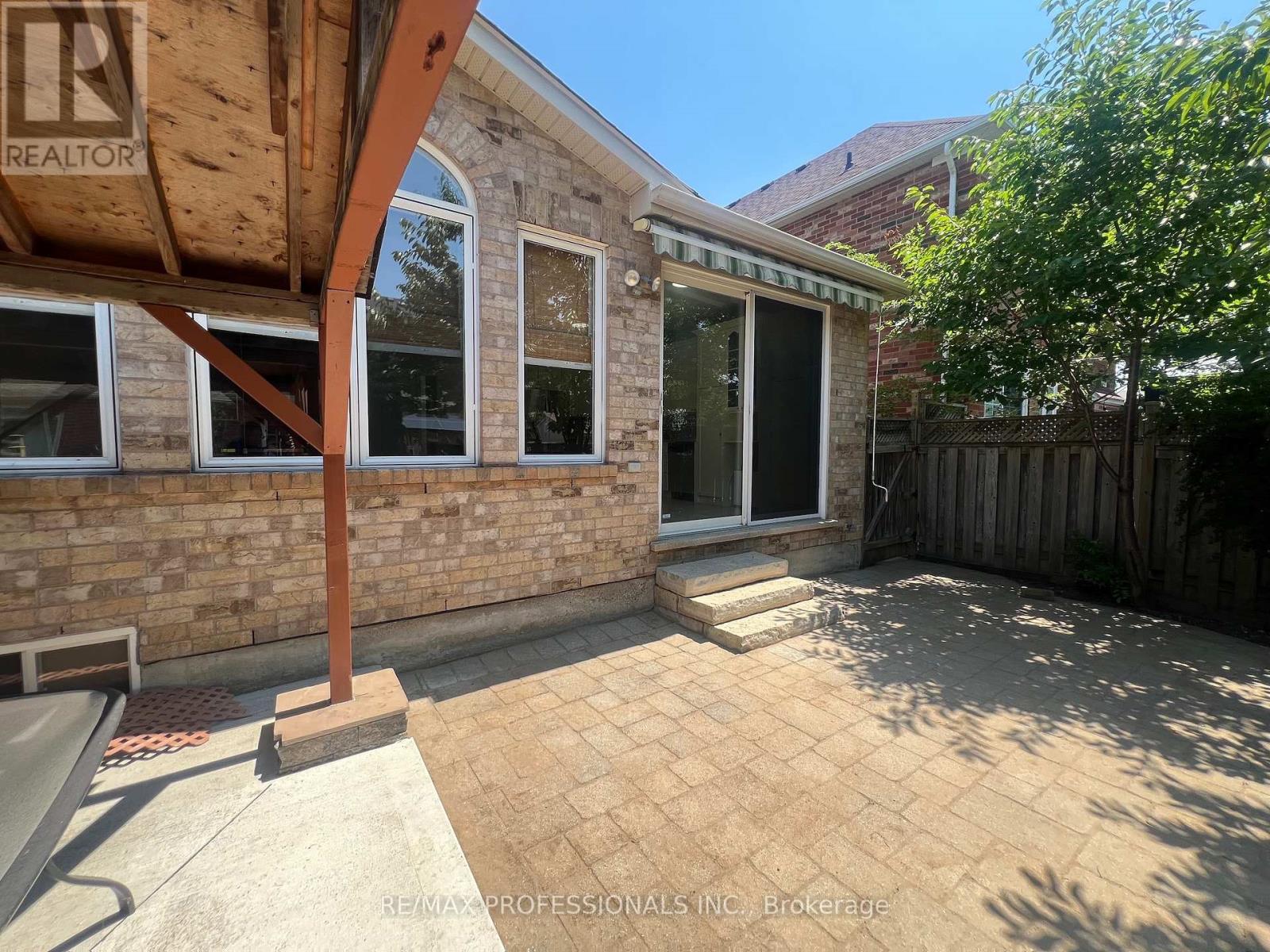 3895 HENRIETTA WAY - 49