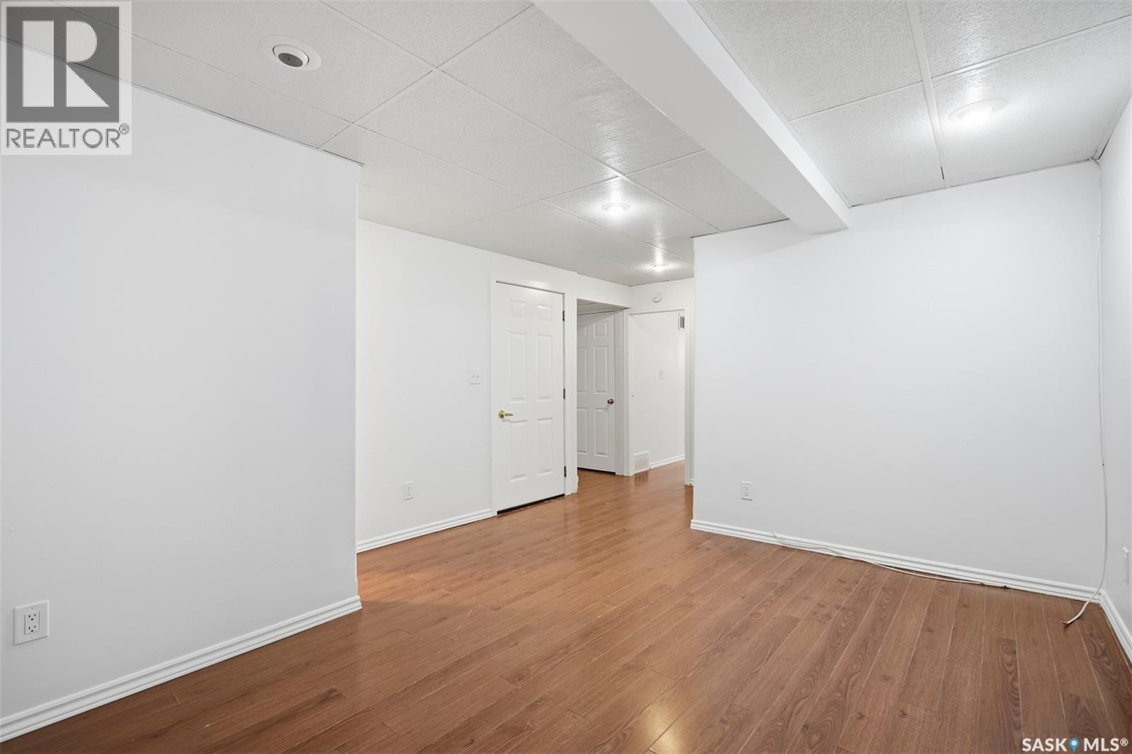 1318 B AVENUE N - Image 17