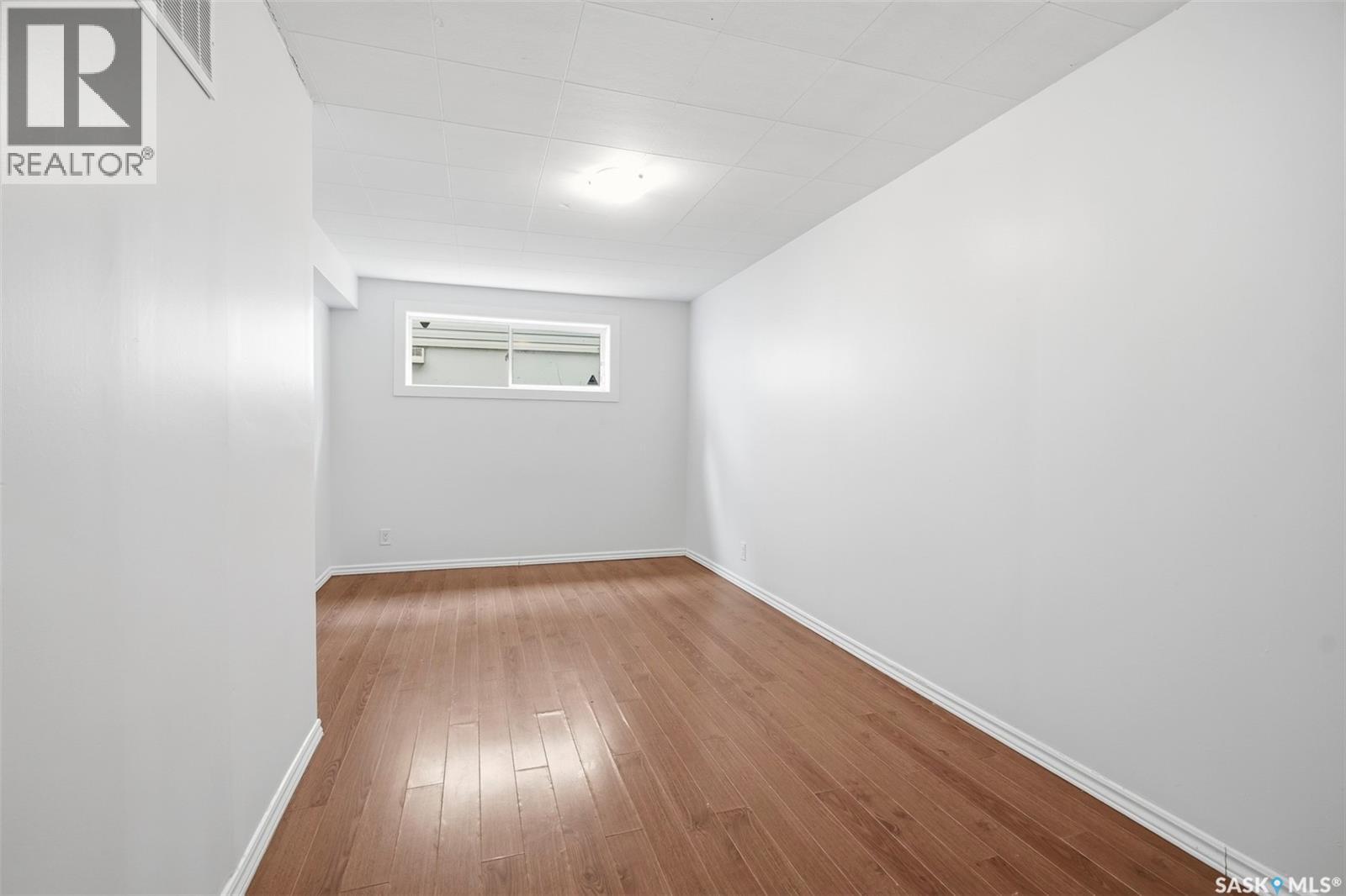 1318 B AVENUE N - Image 19