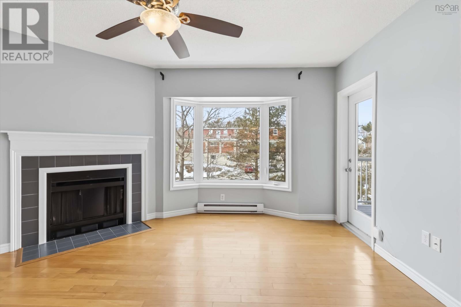 #401 12 Spinnaker Drive - 12