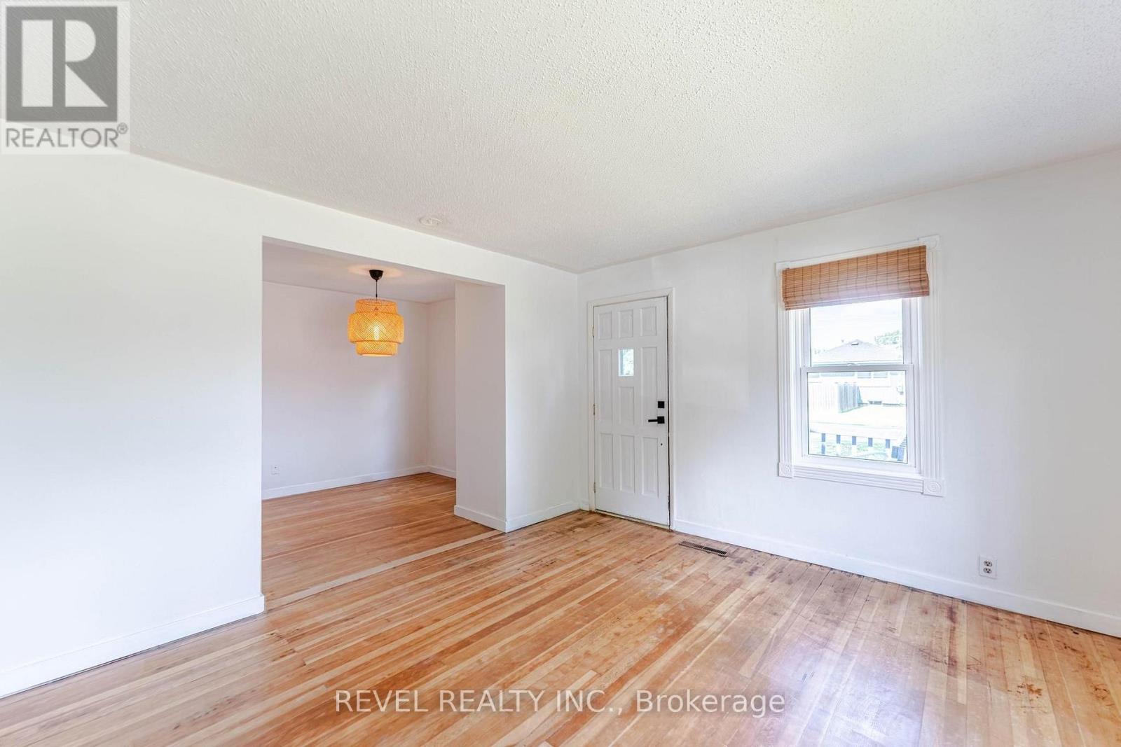 1217 ORCHARD AVENUE - 10