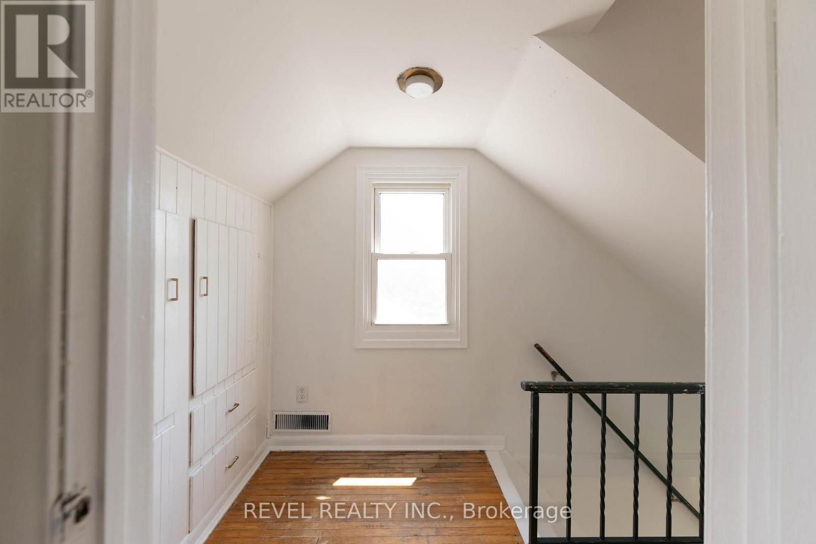 1217 ORCHARD AVENUE - 15