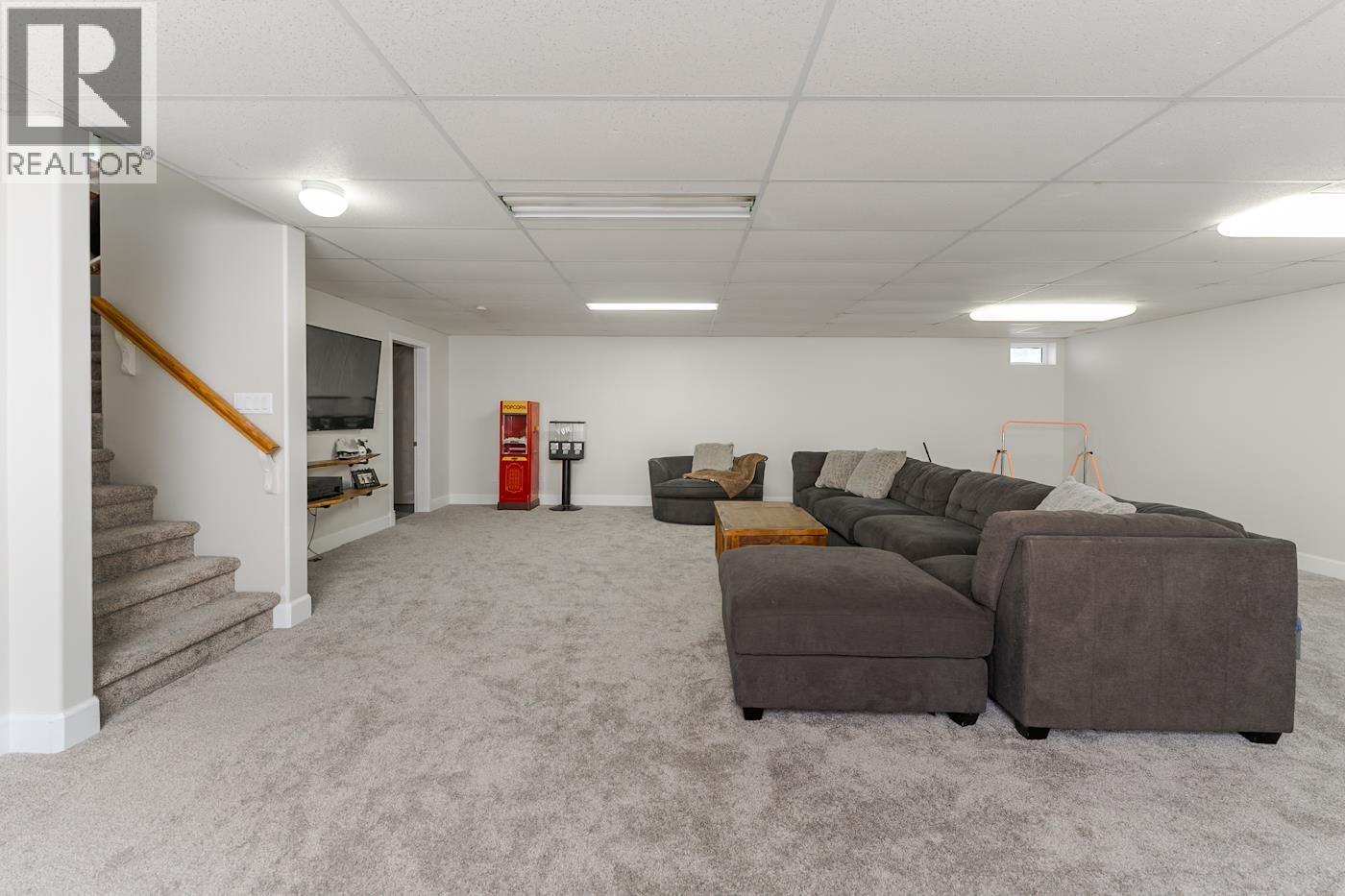 Photo 27 of 40 — 4510 FERGUSON LAKE ROAD · Prince George, BC