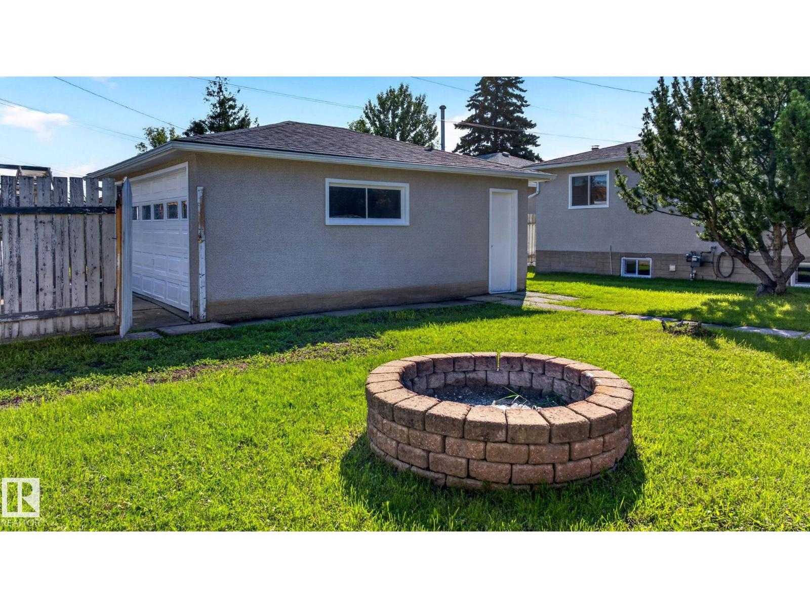 16152 110B AV NW NW - 42