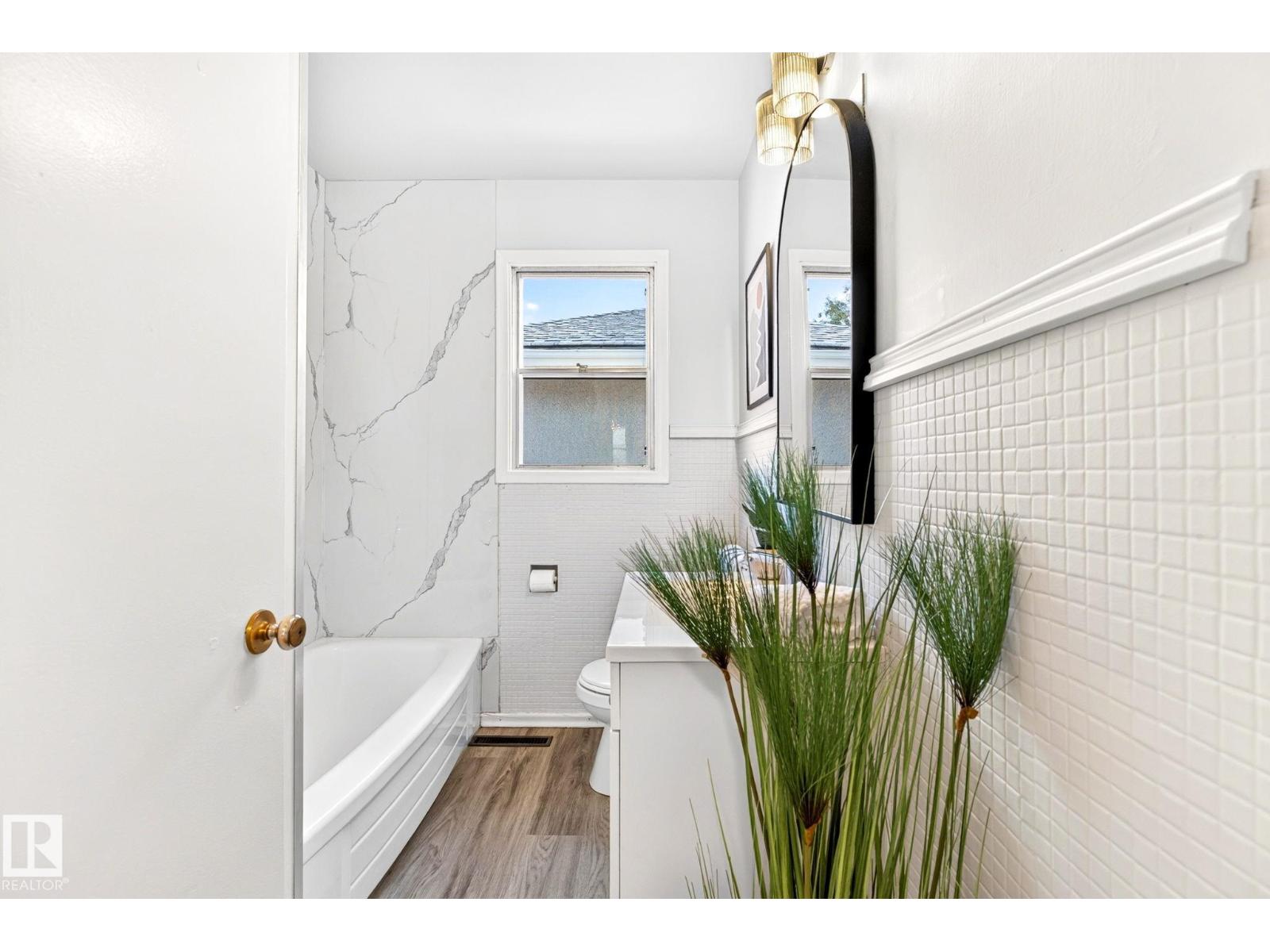 16152 110B AV NW NW - 17