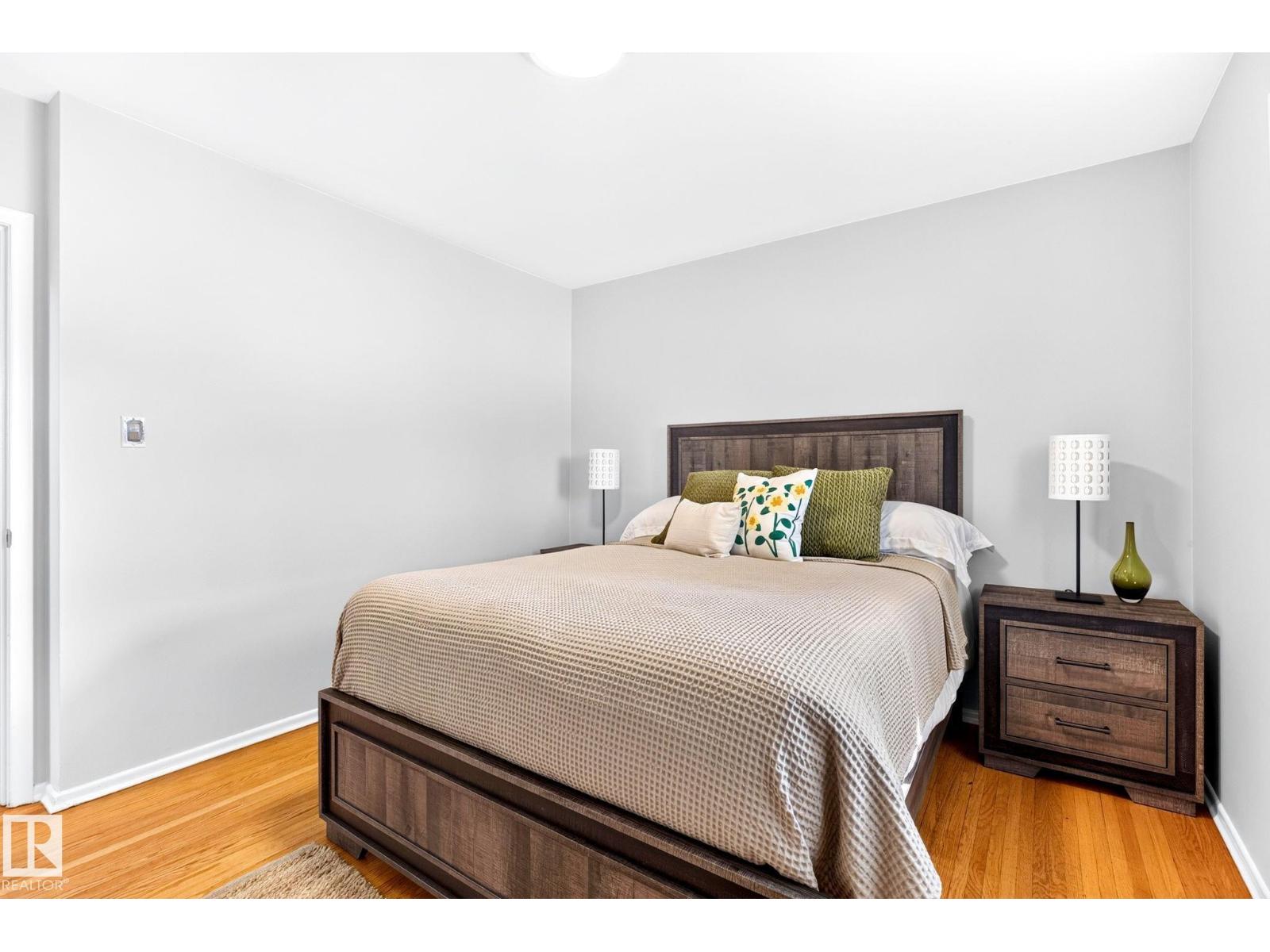16152 110B AV NW NW - 21