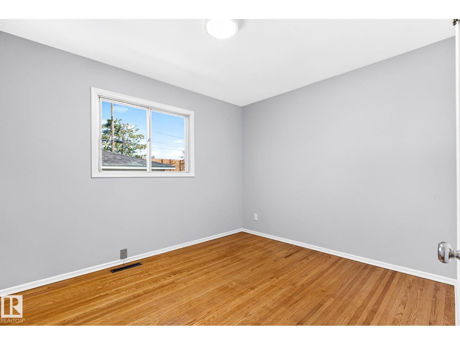 16152 110B AV NW NW - 23