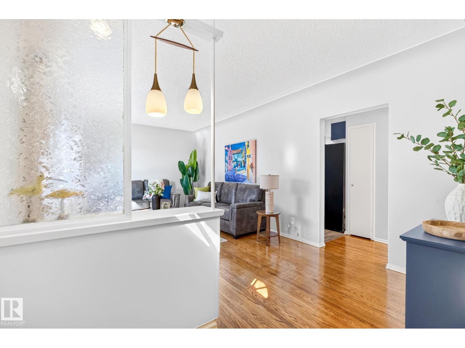 16152 110B AV NW NW - 11