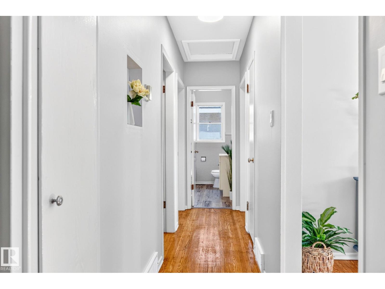 16152 110B AV NW NW - 16