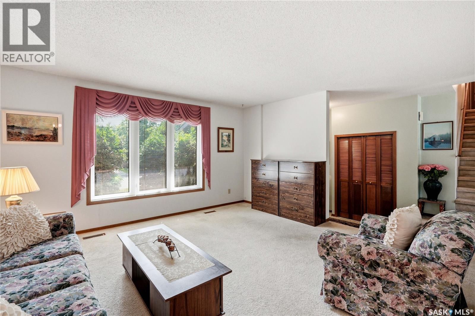 818 Spencer LANE - Image 5