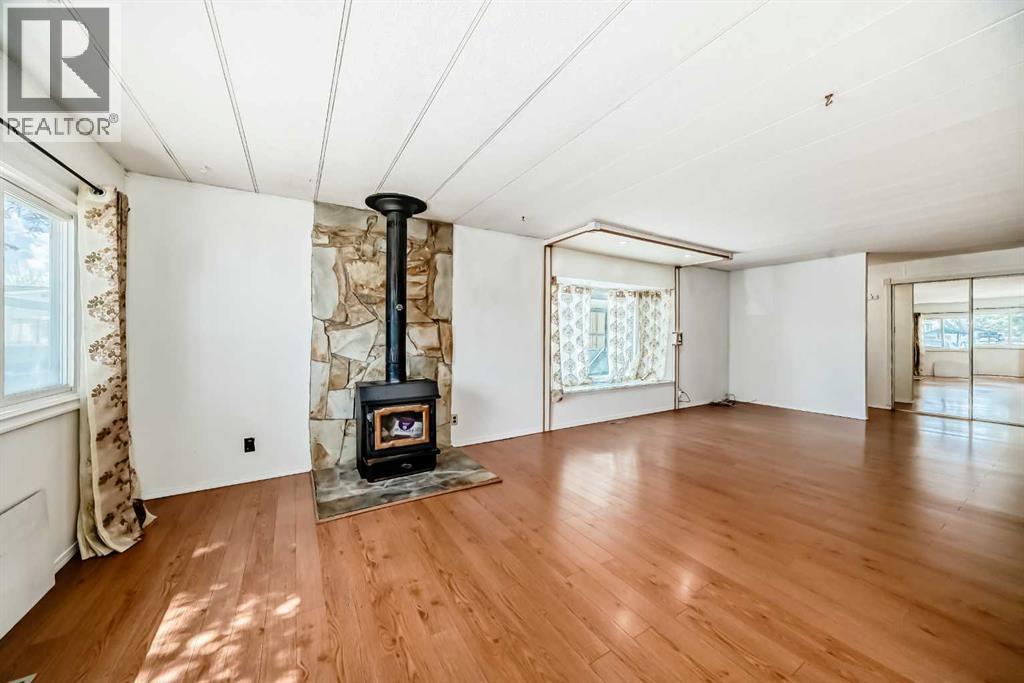 212, 3223 83 Street NW - 9