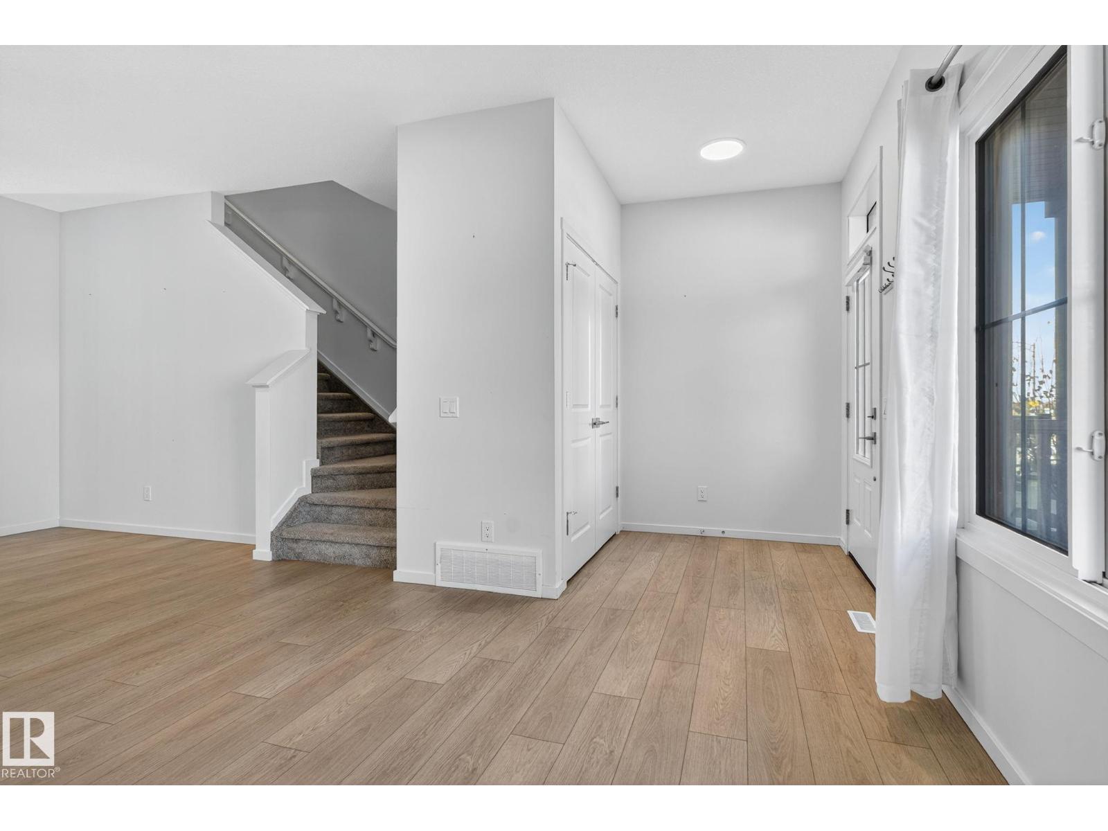 264 ORCHARDS BV SW - 14