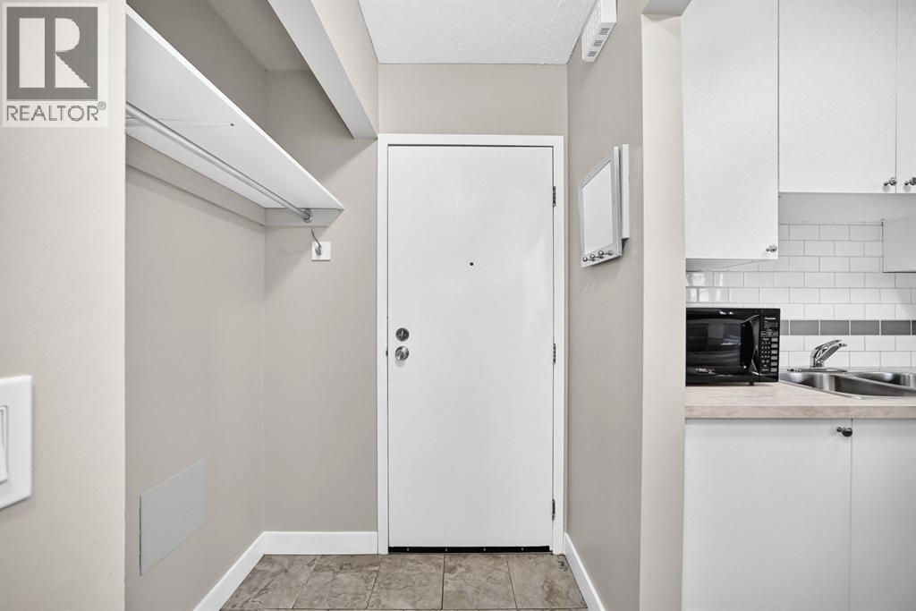 #1 11415 8 Street SW - 3