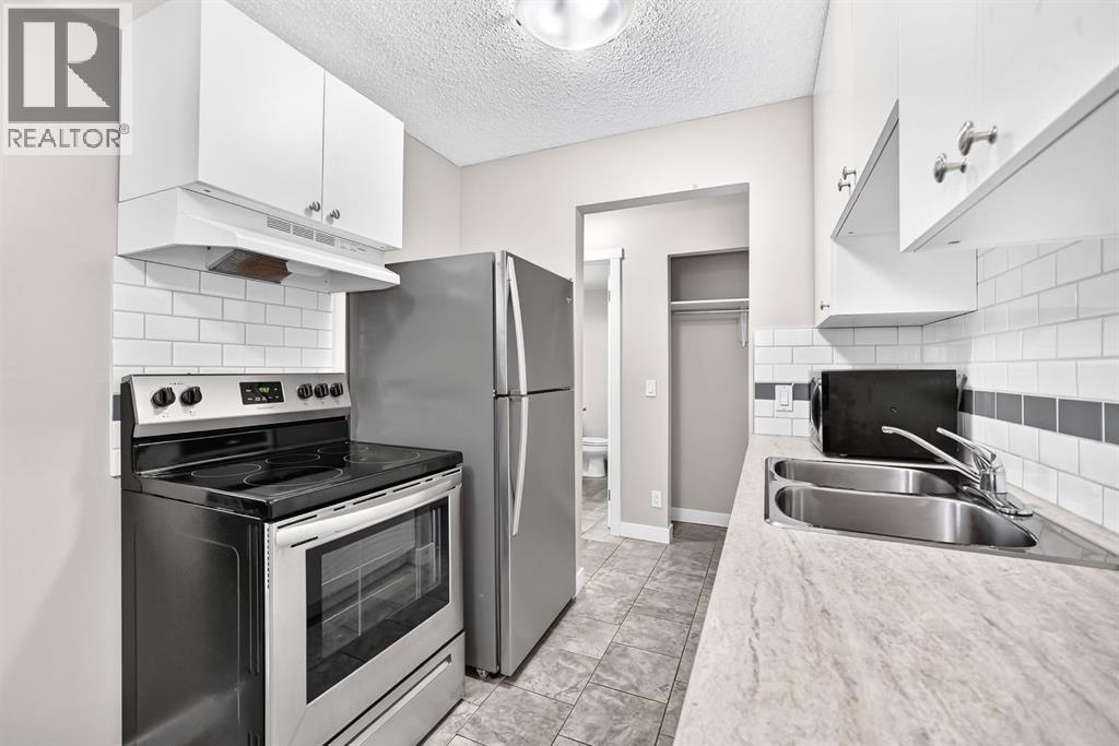 #1 11415 8 Street SW - 5