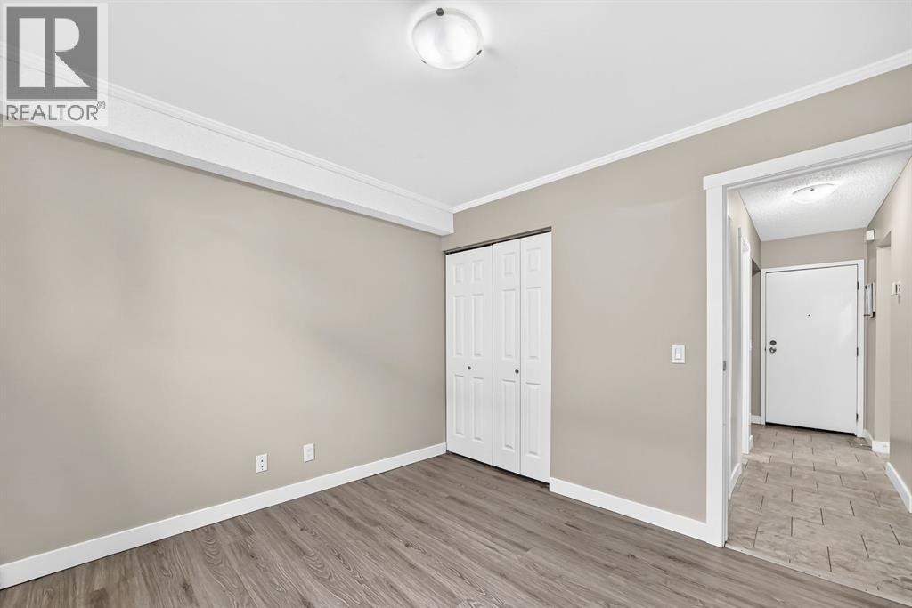 #1 11415 8 Street SW - 17