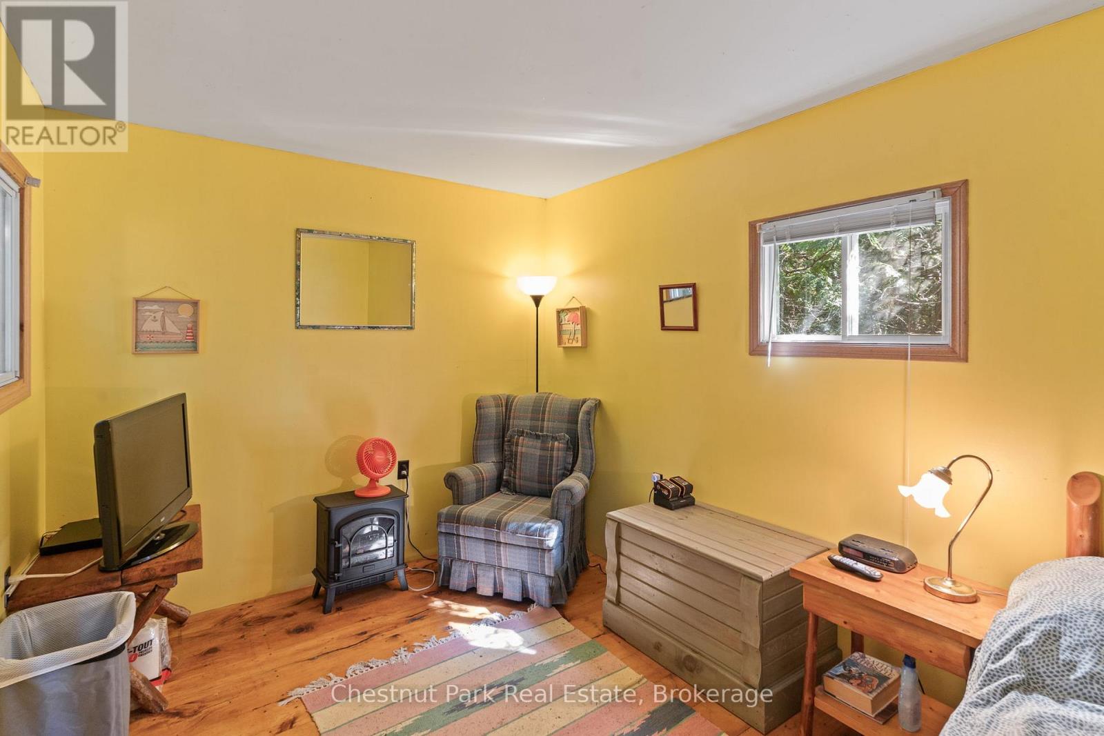139 HURON DRIVE - 32