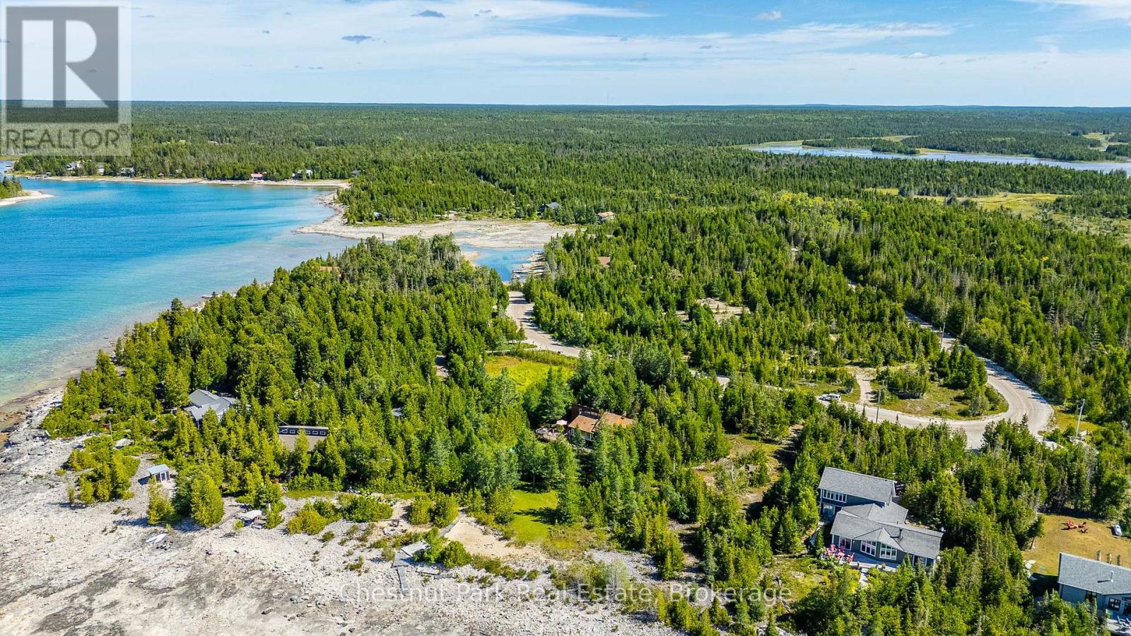139 HURON DRIVE - 44