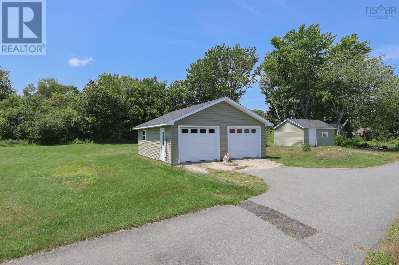 17 Freds Road - 22
