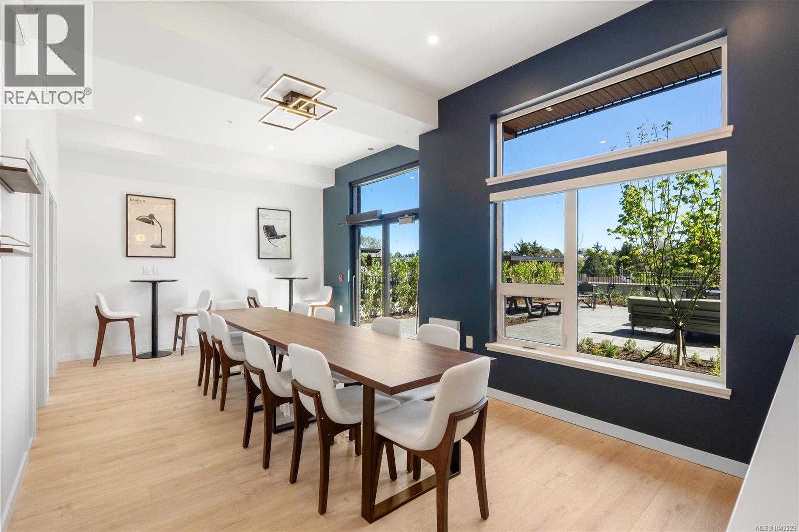 #103 1075 Tillicum Rd - 26