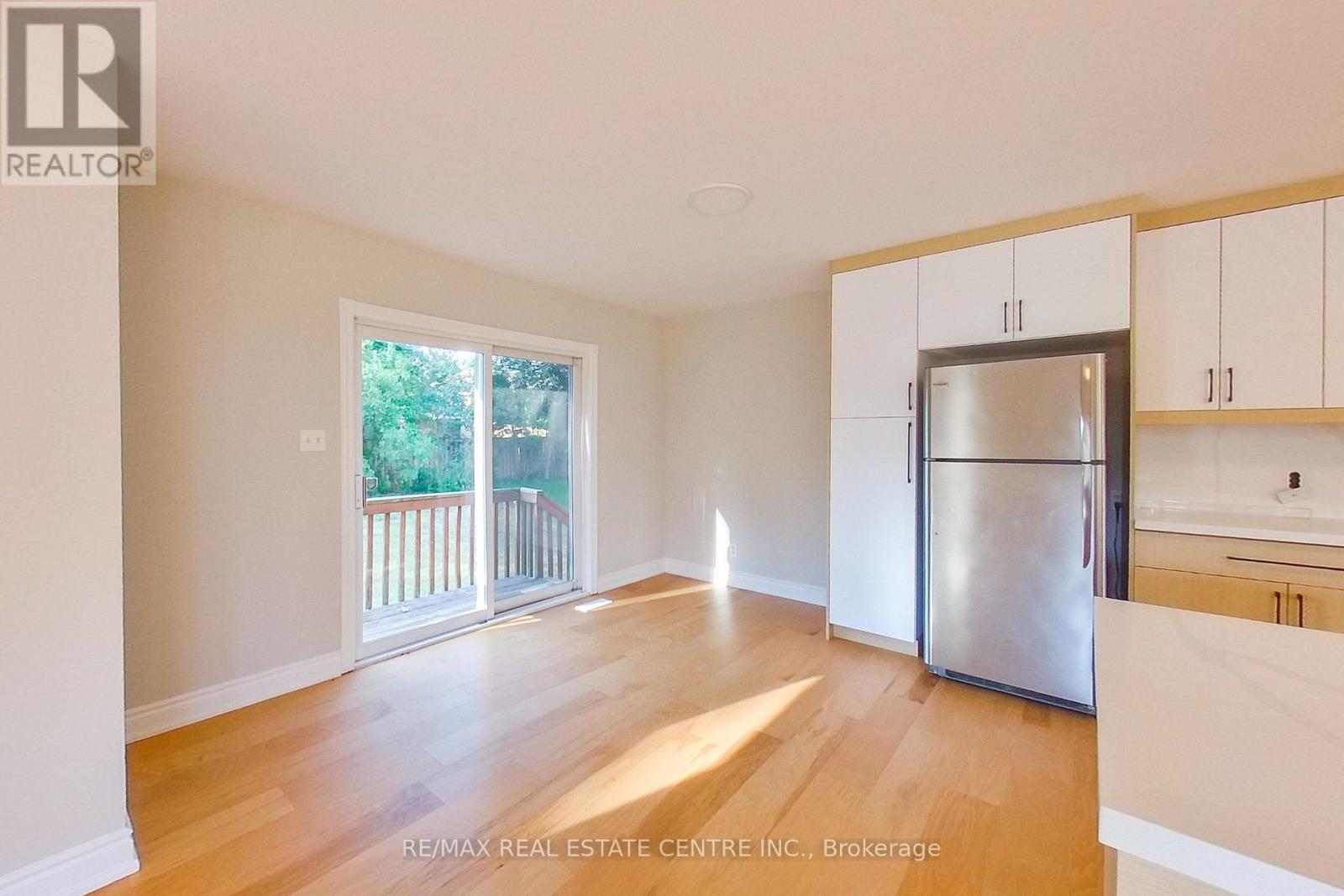 431 RAMBLEWOOD DRIVE - 17