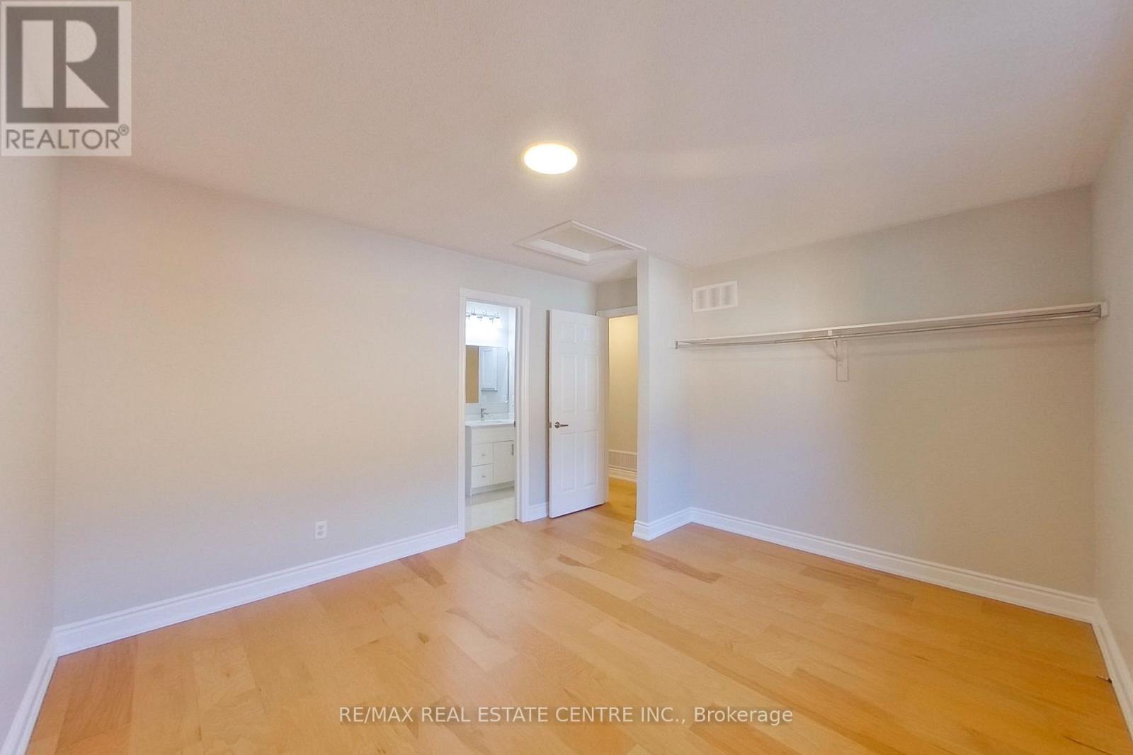 431 RAMBLEWOOD DRIVE - 22