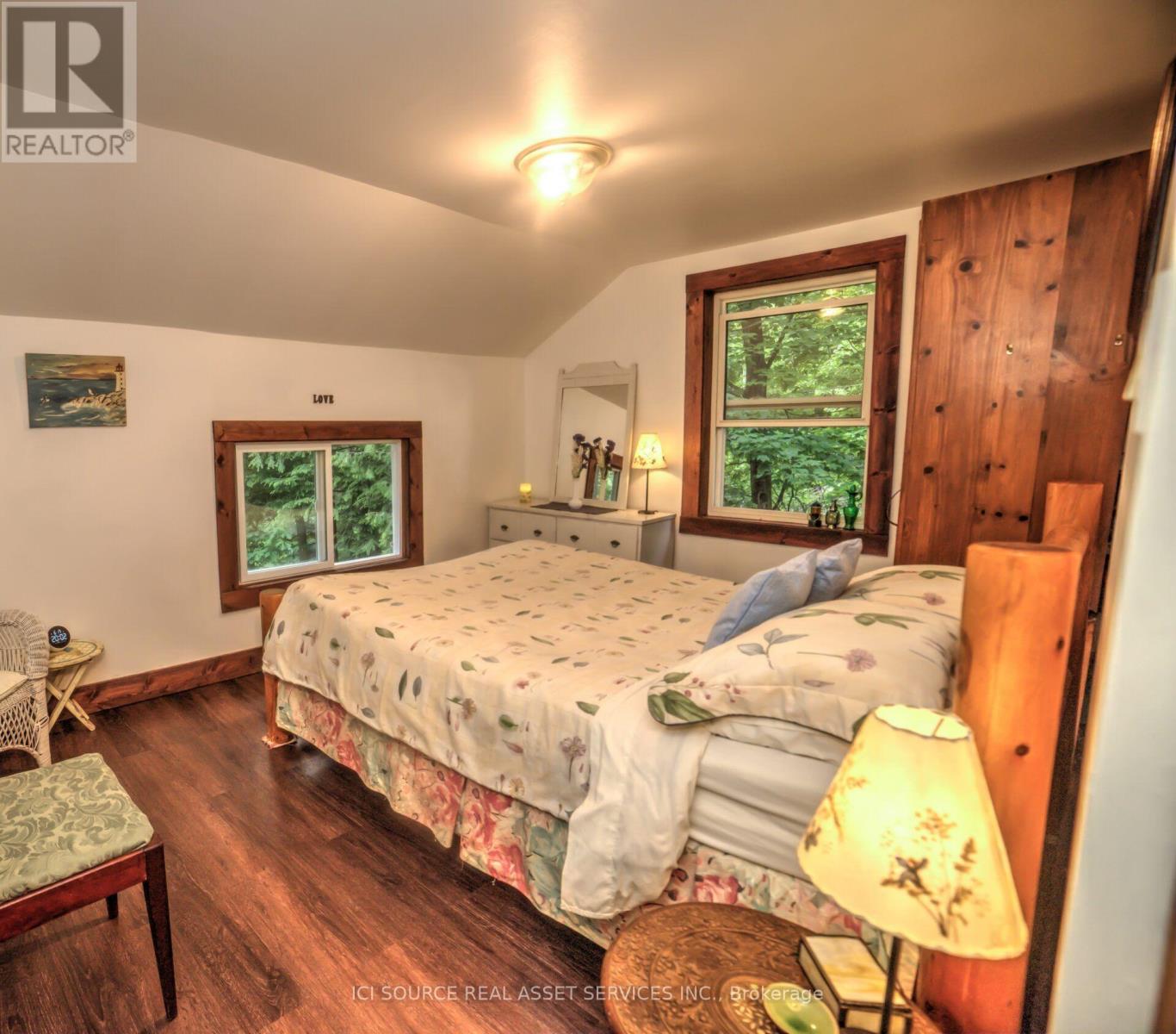 #UNIT 5 1218 MILFORD BAY ROAD - 30