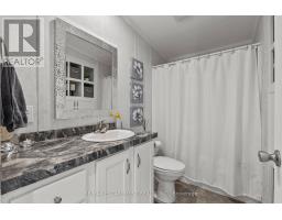13 Hickory Hollow, Haldimand, ON N0A1L0 Photo 24