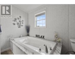 13 Hickory Hollow, Haldimand, ON N0A1L0 Photo 21