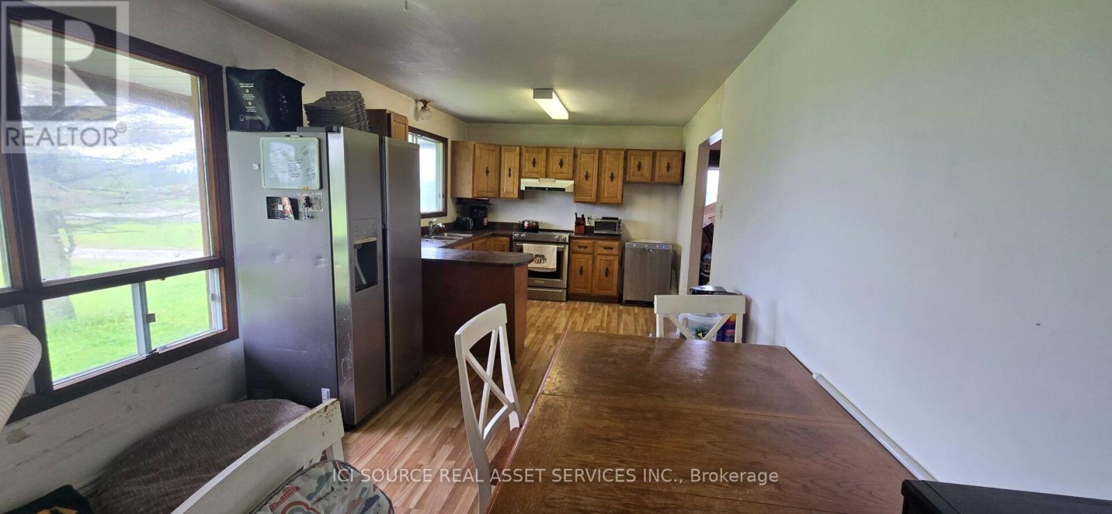 1527 HIGHWAY 11 W - 6