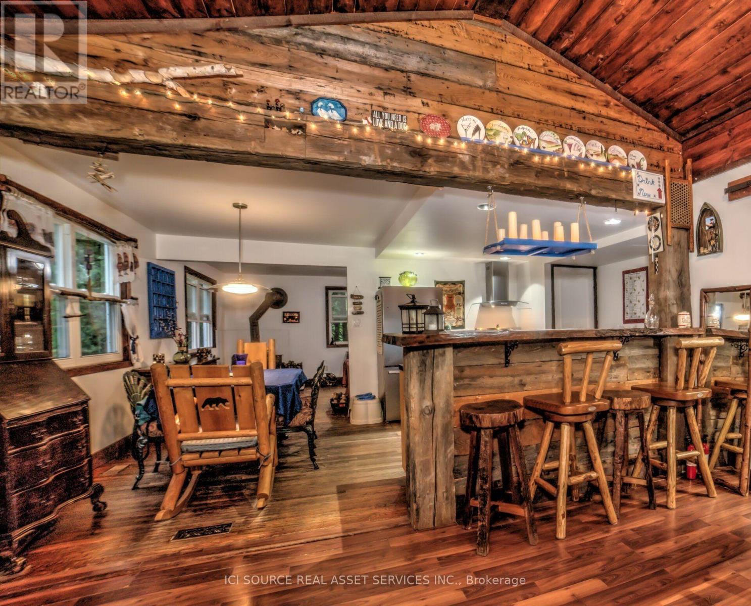 #UNIT 5 1218 MILFORD BAY ROAD - 29