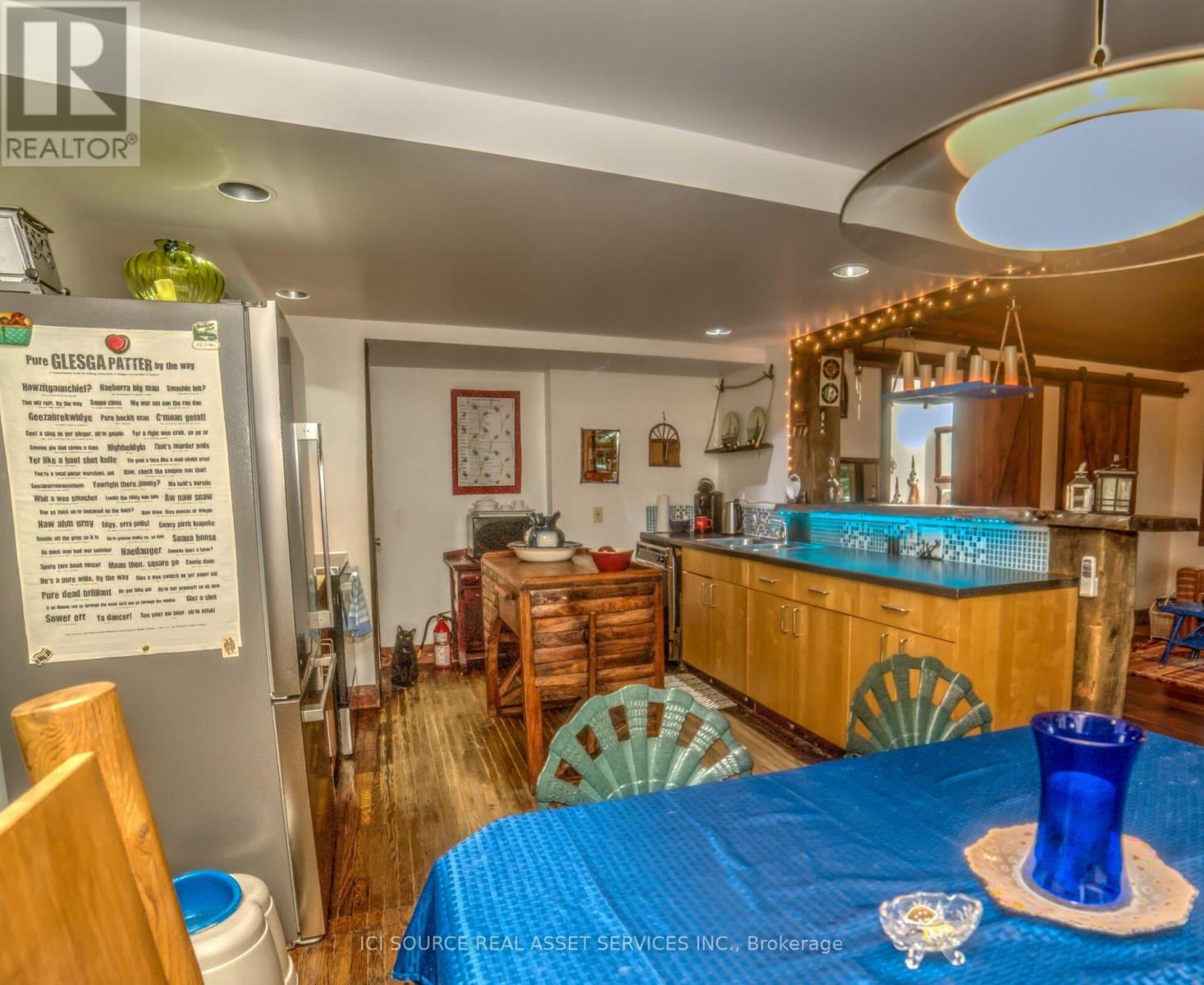 #UNIT 5 1218 MILFORD BAY ROAD - 25